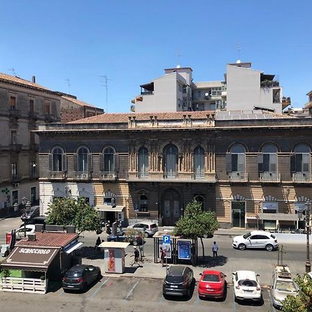 Ferienwohnung Finestre In Piazza CTA Exterior foto
