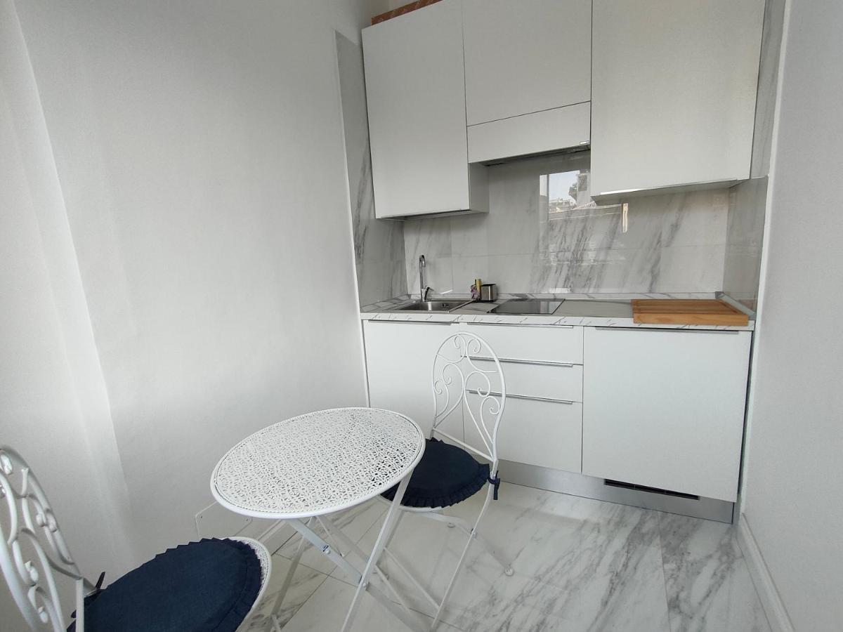 Ferienwohnung Finestre In Piazza CTA Exterior foto