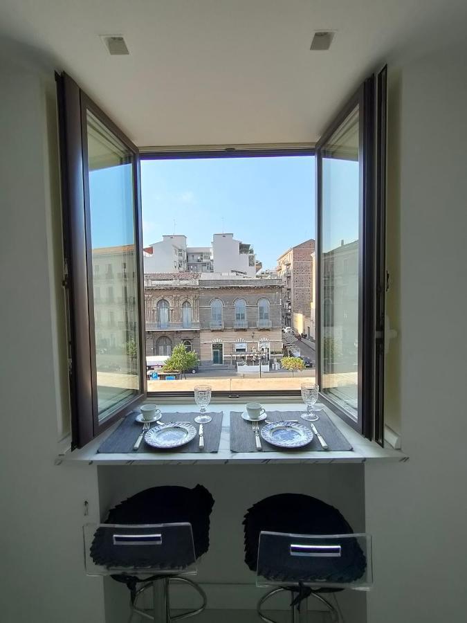 Ferienwohnung Finestre In Piazza CTA Exterior foto